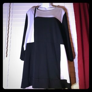 Alyson Daly black and white color block top